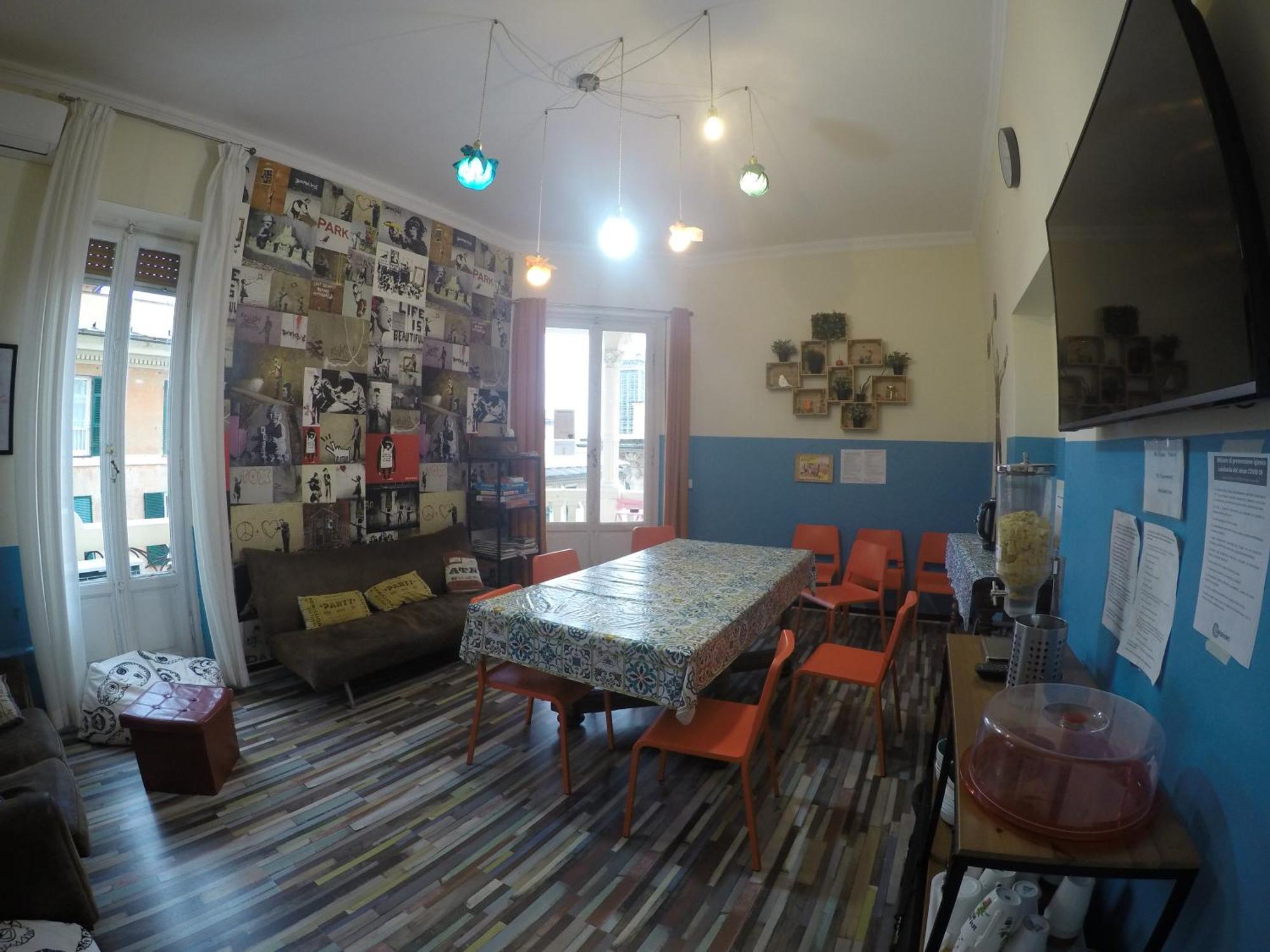 Home Genoa Hostel Екстериор снимка