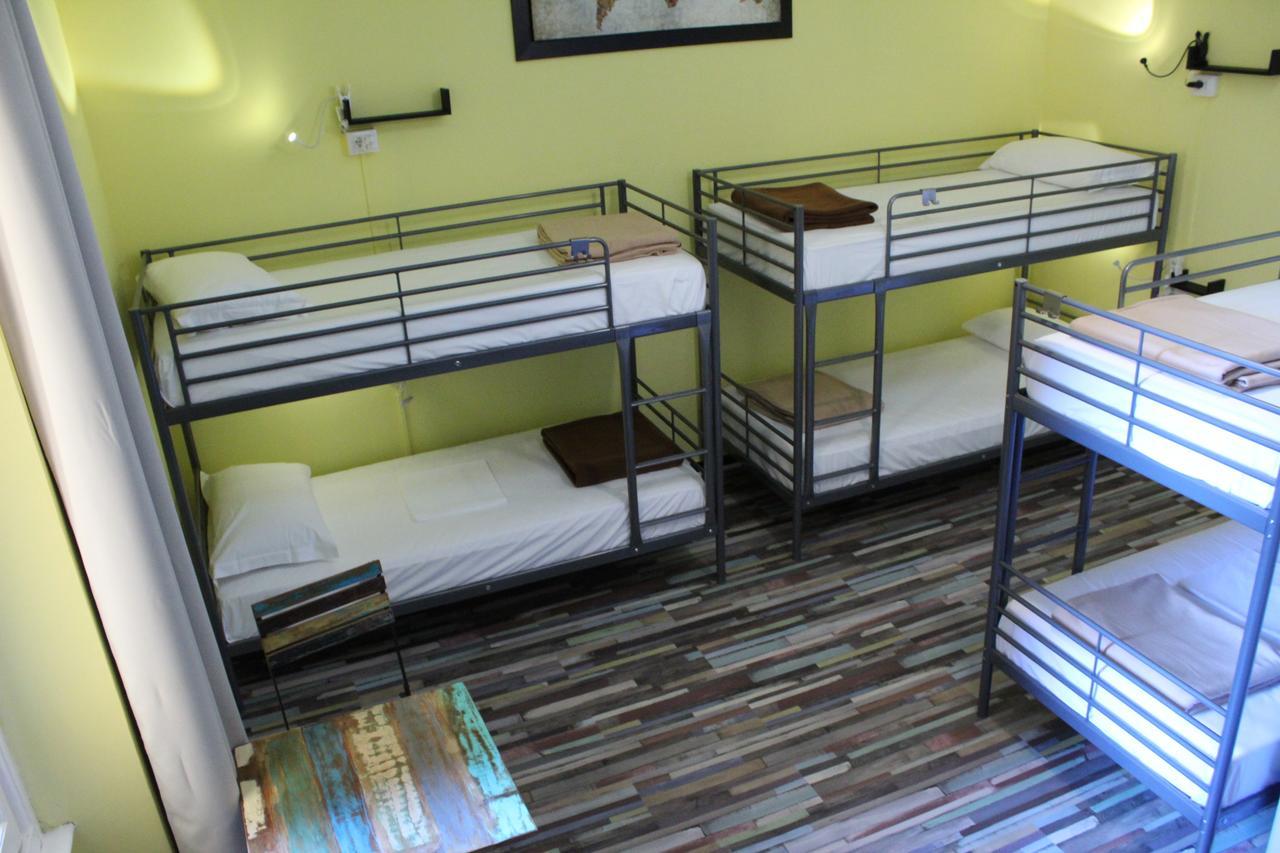 Home Genoa Hostel Екстериор снимка