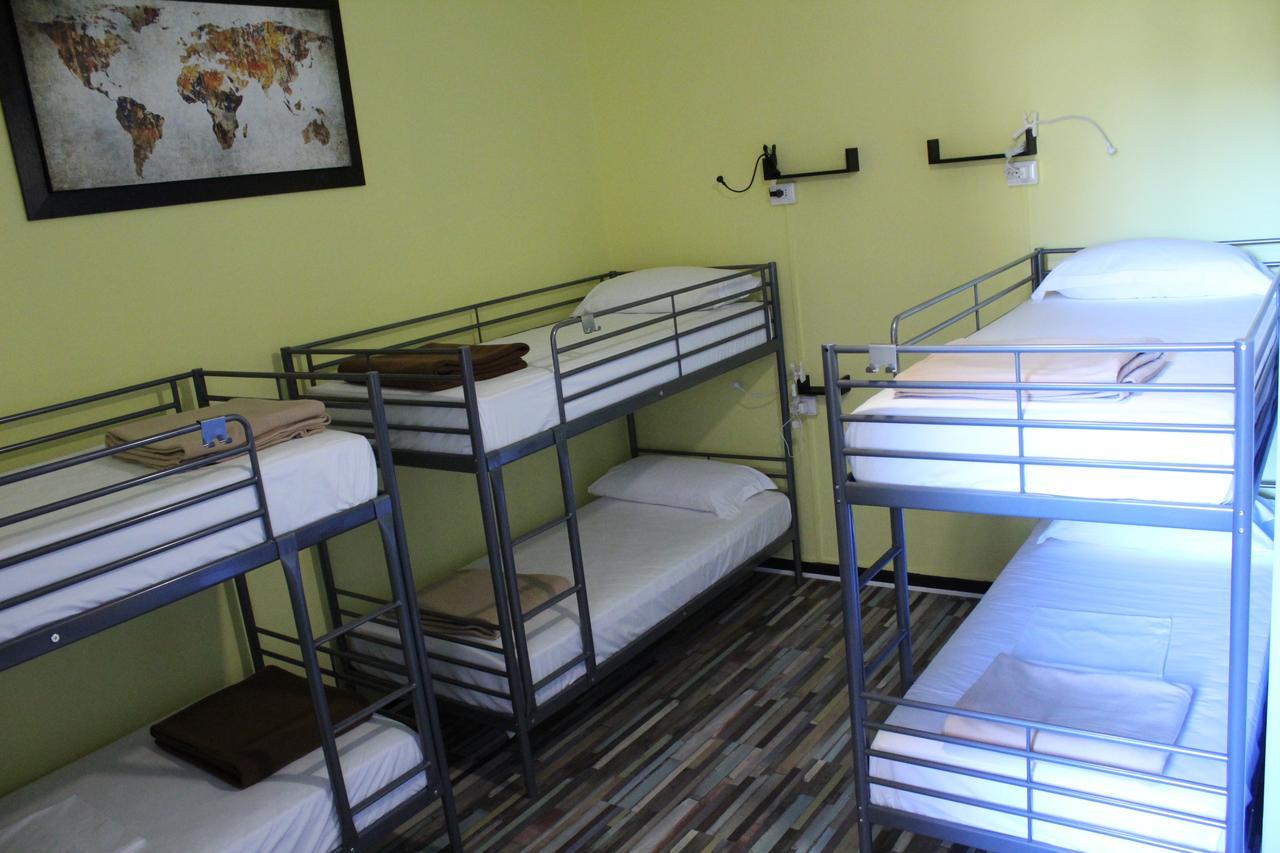Home Genoa Hostel Екстериор снимка